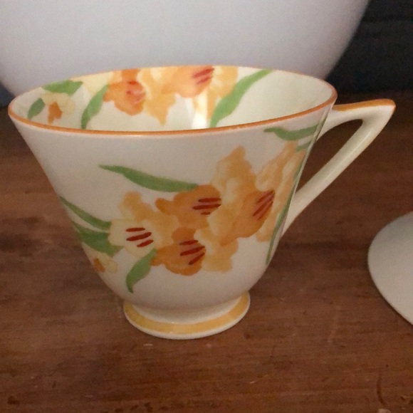 Vintage Royal Doulton Daffodils Art Deco Teacup & Saucer - Picture 5 of 10